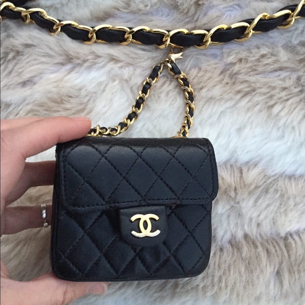 TAKING OFFERS Chanel mini belt flap bag Fanny Pack - Picture 3 of 8